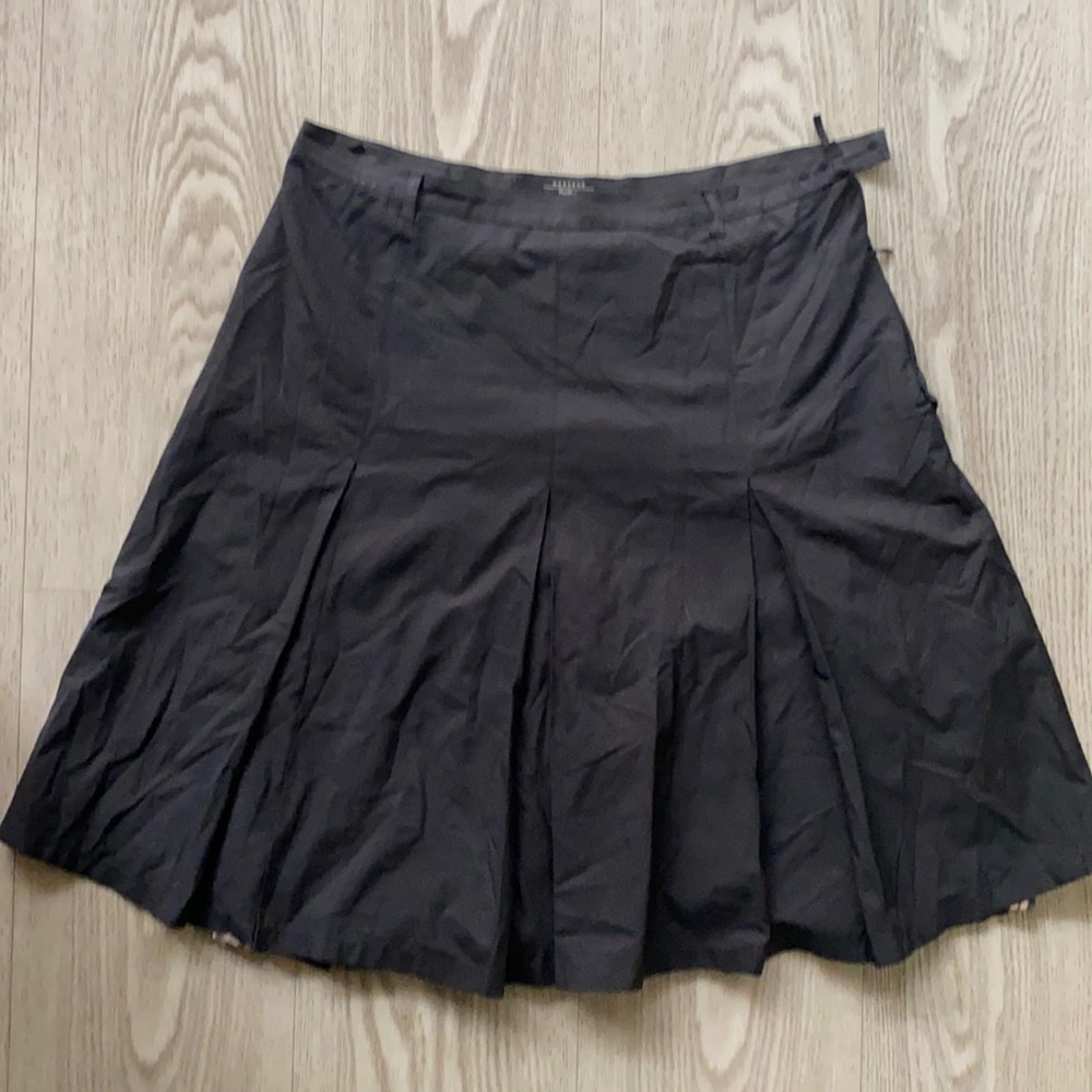 Weekend Max Mara Box Pleat Nylon Skirt Black Sz 8